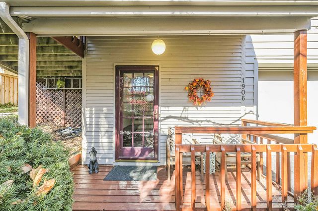1906 Old Orchard Court, Ann Arbor, MI 48103