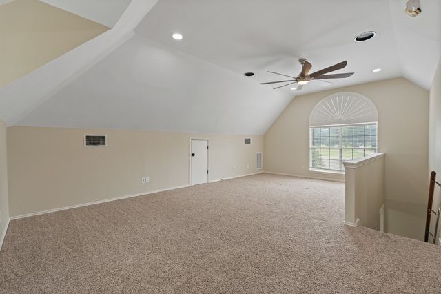 6035 Oak Hollow Drive, Burleson, TX 76028