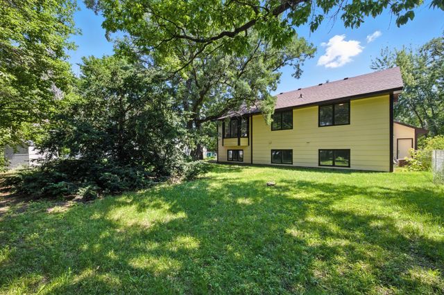 13120 Lily Street NW, Coon Rapids, MN 55448