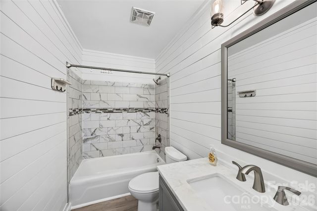 2087 Marquesas Avenue, Tega Cay, SC 29708