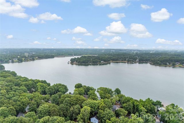 2087 Marquesas Avenue, Tega Cay, SC 29708