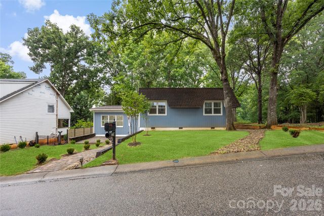 2087 Marquesas Avenue, Tega Cay, SC 29708