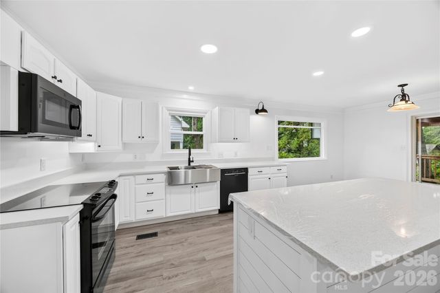 2087 Marquesas Avenue, Tega Cay, SC 29708