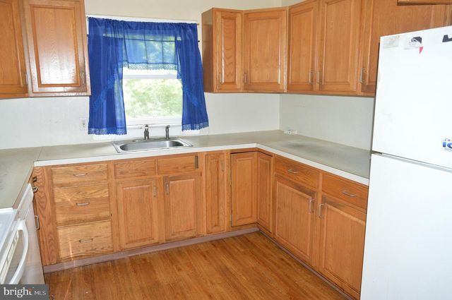 1809 NEWPORT RD, Wilmington, DE 19808