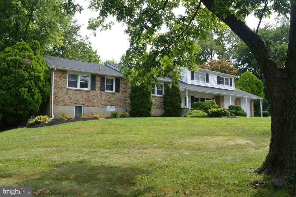 1809 NEWPORT RD, Wilmington, DE 19808