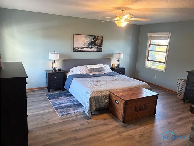 1016 Farmview Drive, Waterville, OH 43566