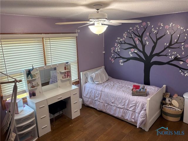 1016 Farmview Drive, Waterville, OH 43566