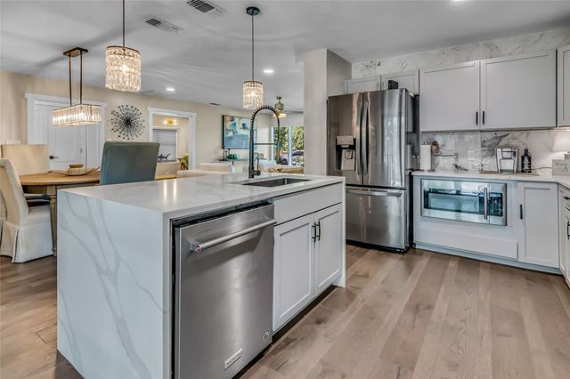 3449 W T Parr Road W, Grapevine, TX 76051