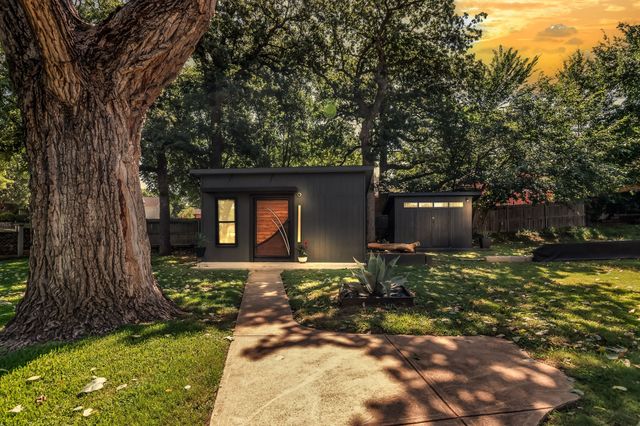 3449 W T Parr Road W, Grapevine, TX 76051