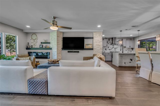 3449 W T Parr Road W, Grapevine, TX 76051
