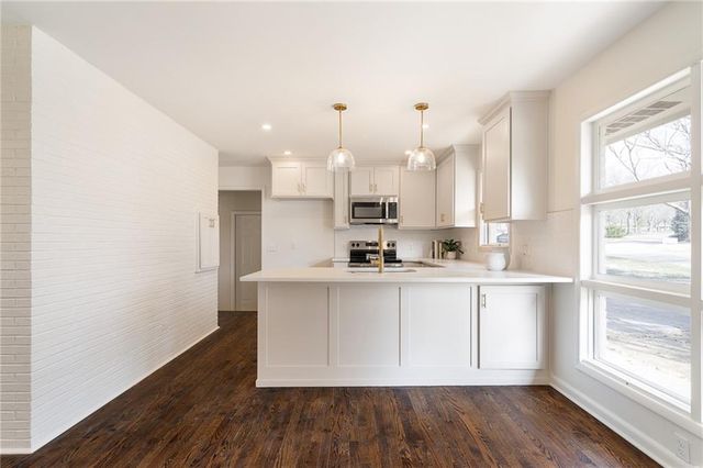 5406 Lucille Lane, Shawnee, KS 66203