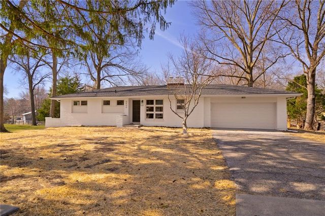 5406 Lucille Lane, Shawnee, KS 66203
