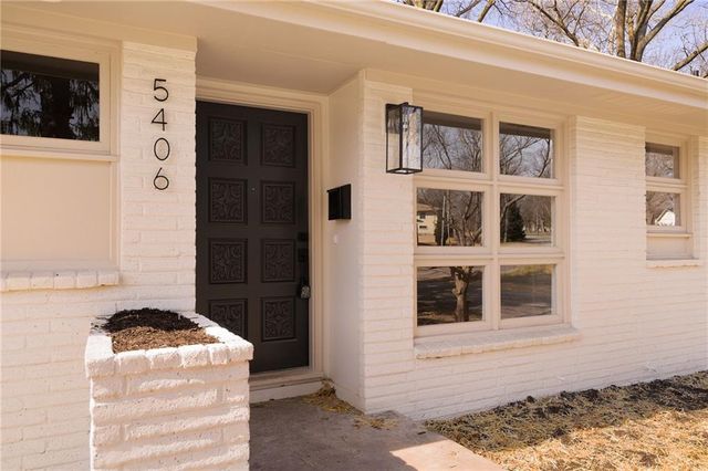 5406 Lucille Lane, Shawnee, KS 66203