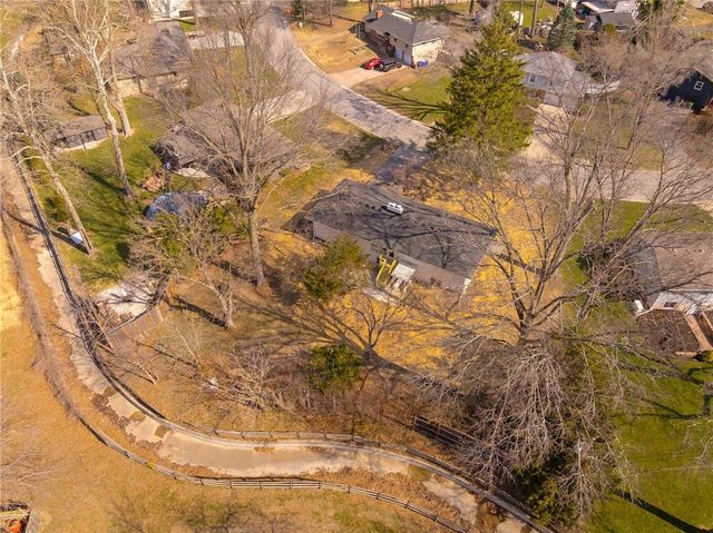 5406 Lucille Lane, Shawnee, KS 66203