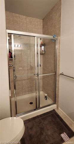 29574 Woodpark Circle, Warren, MI 48092