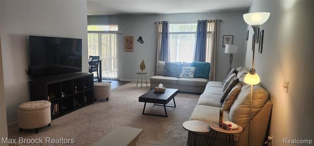 29574 Woodpark Circle, Warren, MI 48092