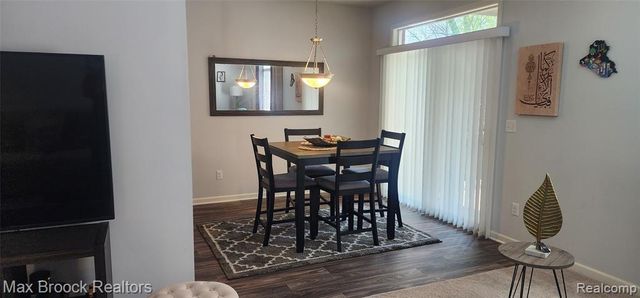 29574 Woodpark Circle, Warren, MI 48092