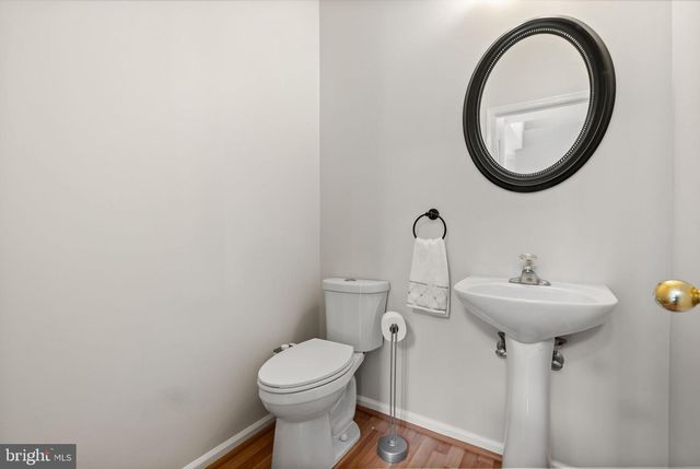 1 ADAMS LN, Downingtown, PA 19335