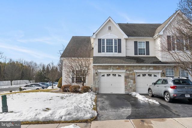 1 ADAMS LN, Downingtown, PA 19335