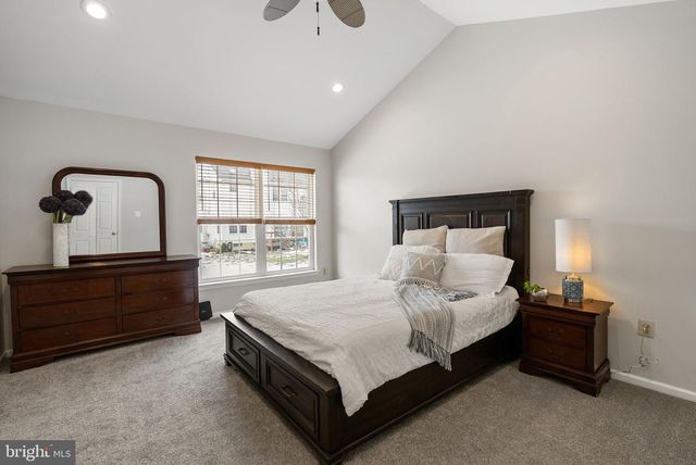 1 ADAMS LN, Downingtown, PA 19335