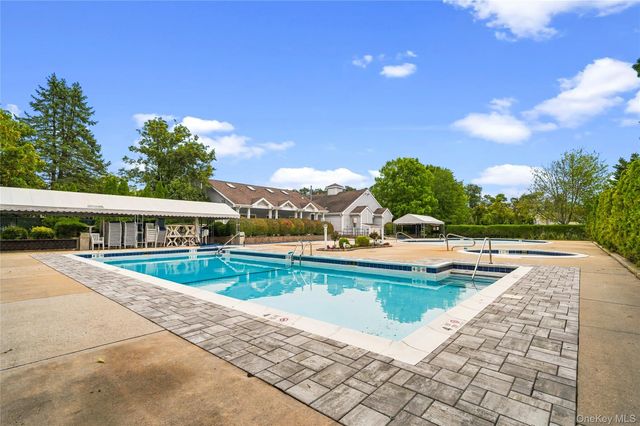 170 Thomas Lane, East Setauket, NY 11733