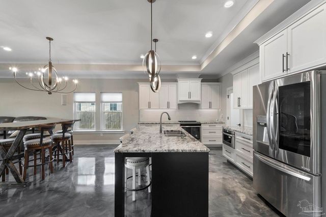 1402 E Fisher St, Pensacola, FL 32503