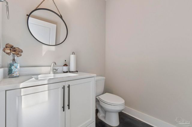 1402 E Fisher St, Pensacola, FL 32503