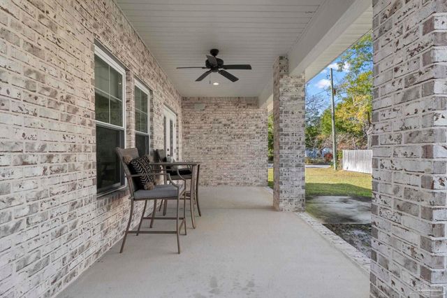 1402 E Fisher St, Pensacola, FL 32503