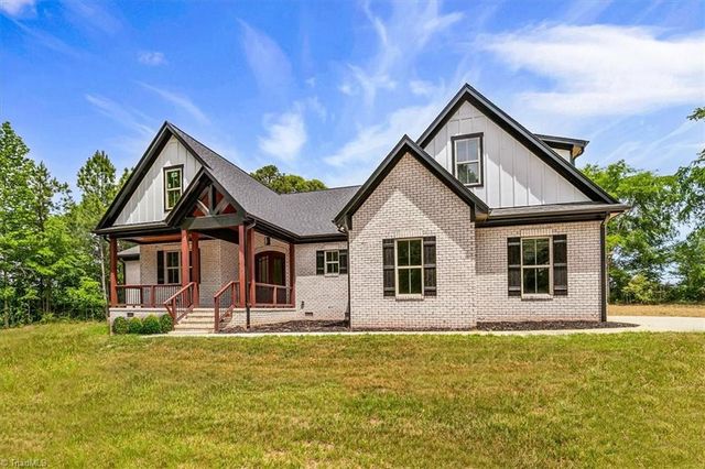 7676 Caber Road, Browns Summit, NC 27214