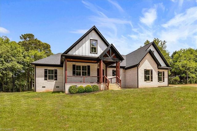7676 Caber Road, Browns Summit, NC 27214