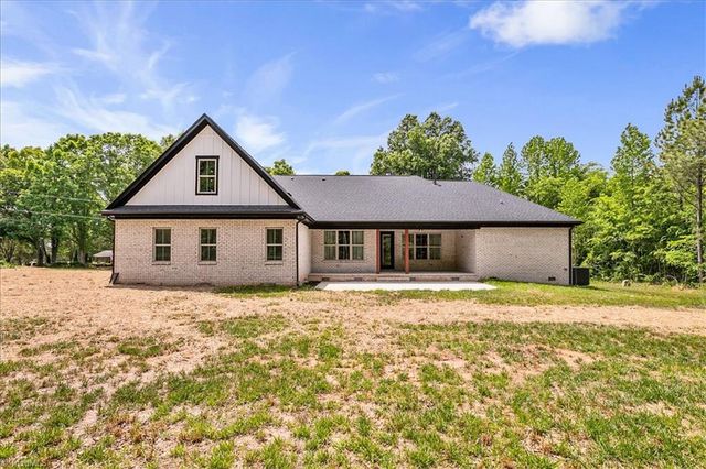 7676 Caber Road, Browns Summit, NC 27214