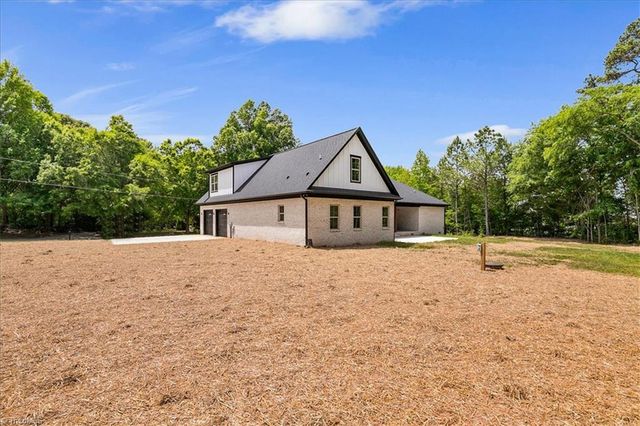 7676 Caber Road, Browns Summit, NC 27214