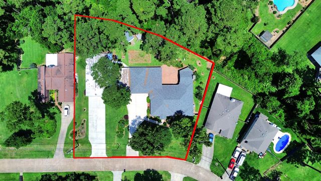 1930 Running Bear Trail, Crosby, TX 77532