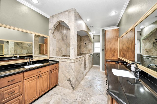 1930 Running Bear Trail, Crosby, TX 77532