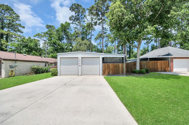 1930 Running Bear Trail, Crosby, TX 77532
