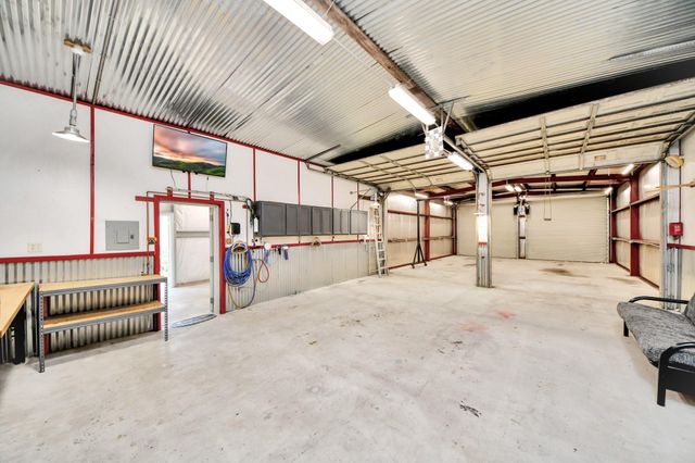 1930 Running Bear Trail, Crosby, TX 77532