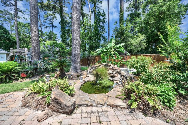 1930 Running Bear Trail, Crosby, TX 77532
