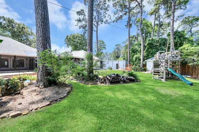 1930 Running Bear Trail, Crosby, TX 77532