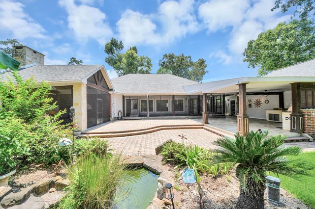 1930 Running Bear Trail, Crosby, TX 77532
