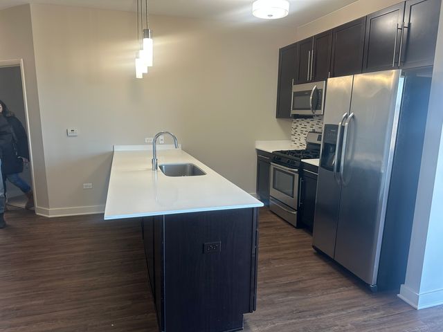 770 Skokie Boulevard 8, Northbrook, IL 60062