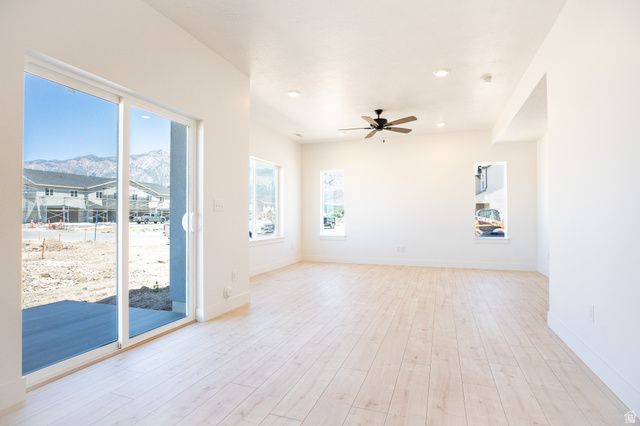 564 W 1775 N, Harrisville, UT 84404