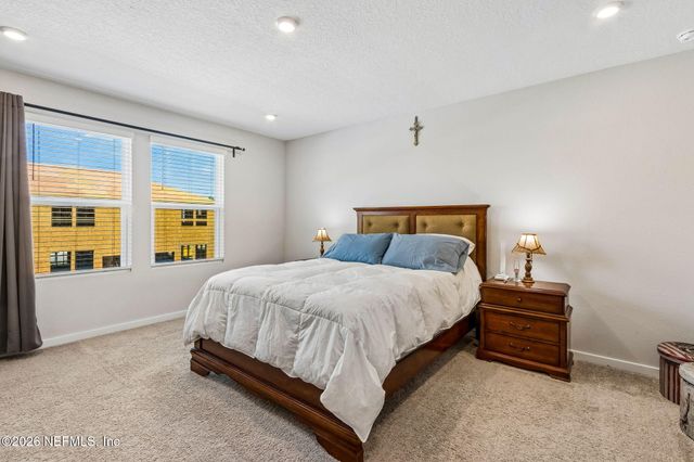72 BRAZIL NUT Circle, Jacksonville, FL 32218