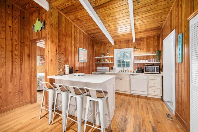 2306 Holly Dr., North Myrtle Beach, SC 29582
