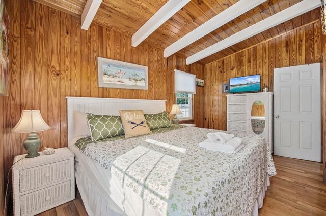 2306 Holly Dr., North Myrtle Beach, SC 29582