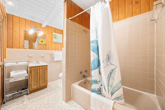 2306 Holly Dr., North Myrtle Beach, SC 29582
