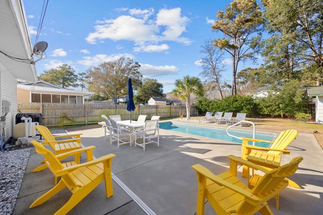 2306 Holly Dr., North Myrtle Beach, SC 29582