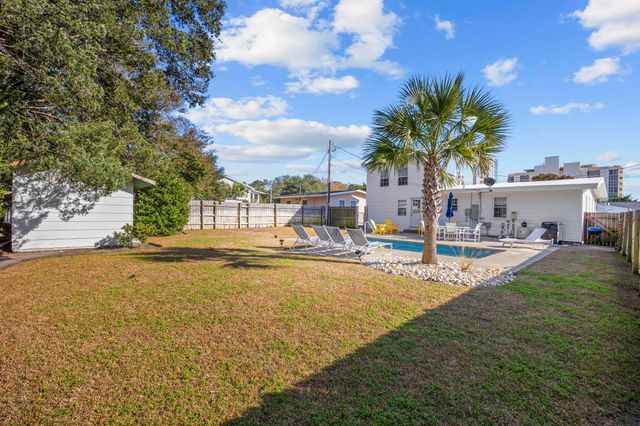 2306 Holly Dr., North Myrtle Beach, SC 29582