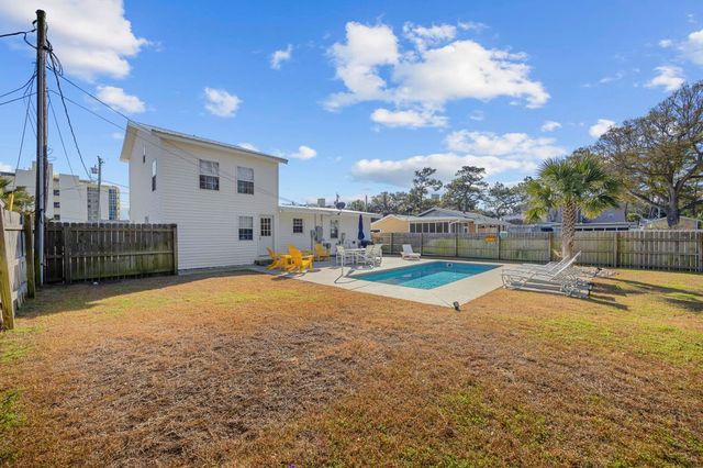 2306 Holly Dr., North Myrtle Beach, SC 29582