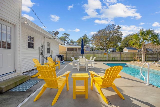 2306 Holly Dr., North Myrtle Beach, SC 29582