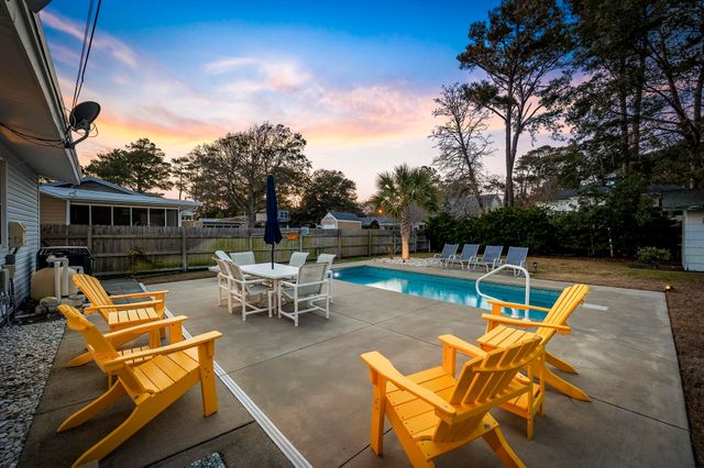 2306 Holly Dr., North Myrtle Beach, SC 29582